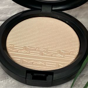 MAC - DOUBLE-GLEAM EXTRA DIMENSION HIGHLIGHT